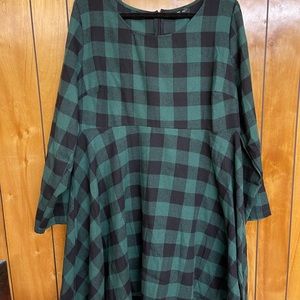Shein Curve Green & Black Checkered Dress